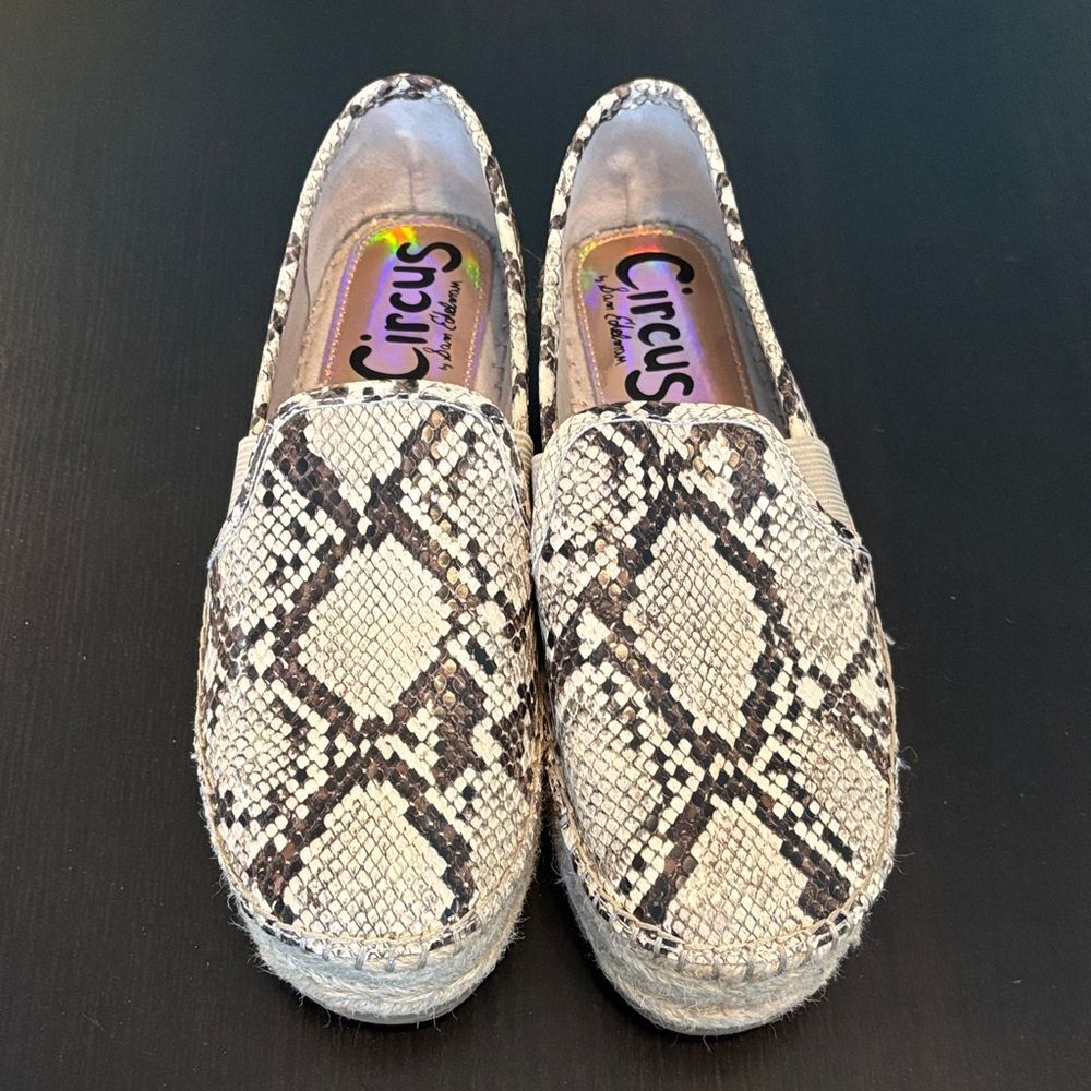 Circus by Sam Edelman Cora espadrille platform loafer, snakeskin, size 5